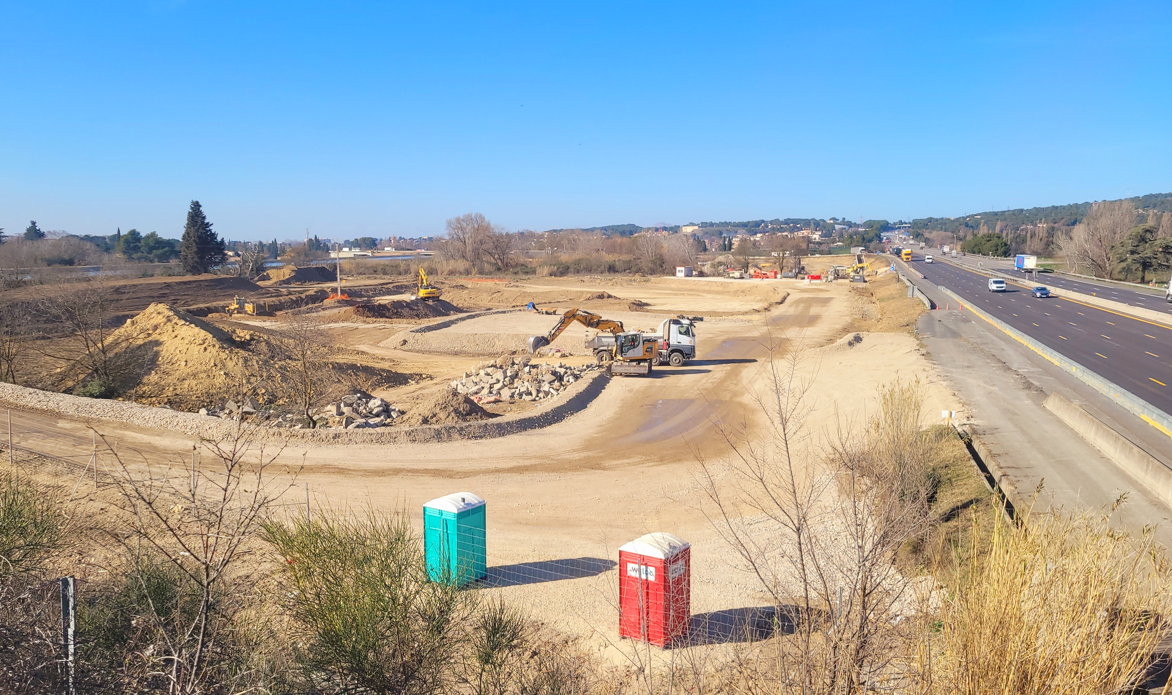 Chantier de doublement de la bretelle d'autoroute entre Arles et Marseille